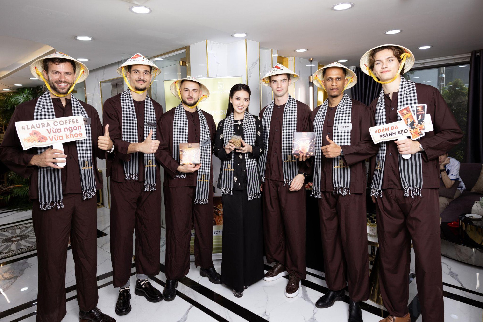 Laura Coffee tiếp đón đặc sắc, nam vương thế giới hoá “giao diện” miền Tây Nam Bộ- Ảnh 5.