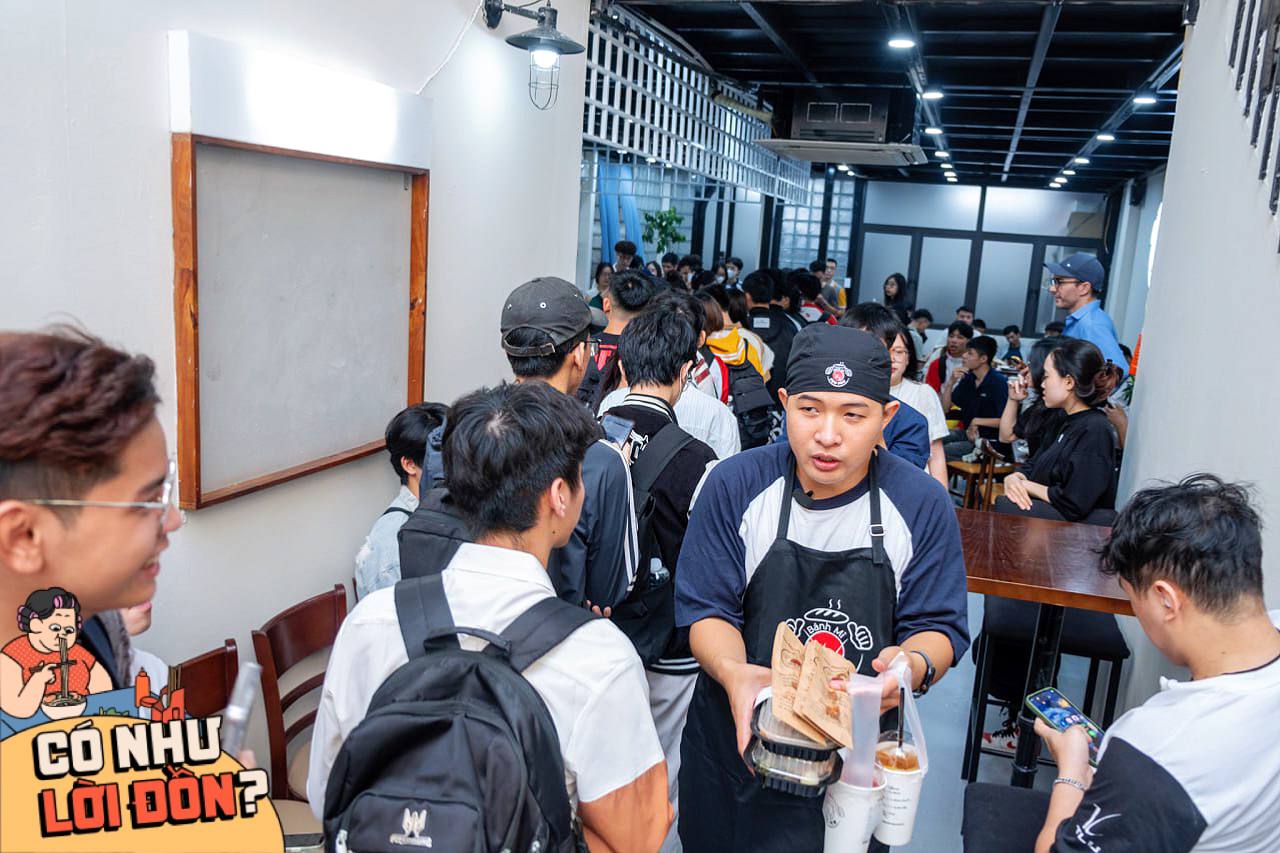 Kiểm chứng Bánh Mì PewPew tại cơ sở đầu tiên ở Hà Nội, có xứng đáng khiến thực khách Thủ đô phải đợi chờ?- Ảnh 20.