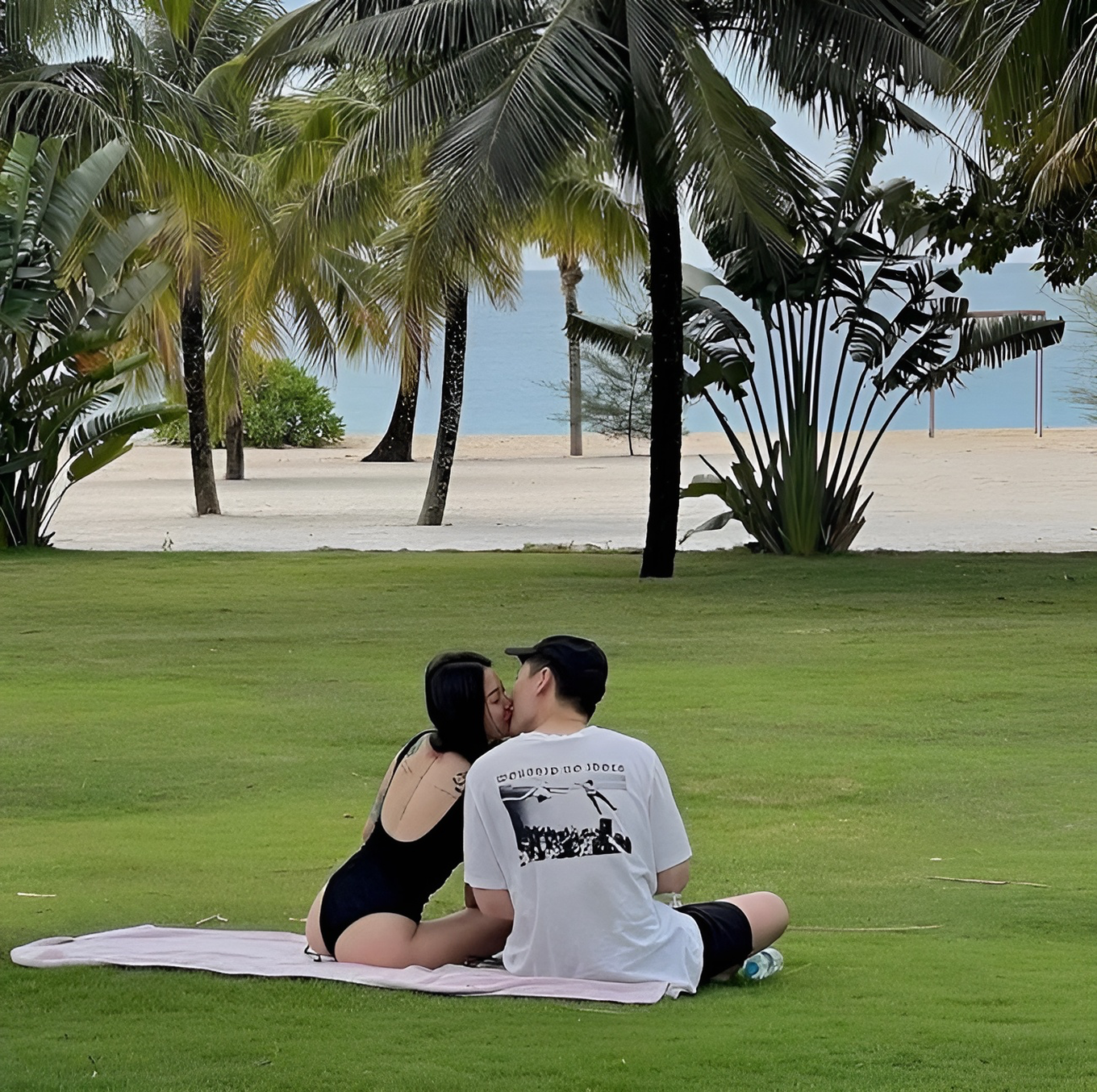 Linh Ngọc Đàm xác nhận chia tay, bạn trai tổng tài nói 1 câu nhói lòng- Ảnh 4.