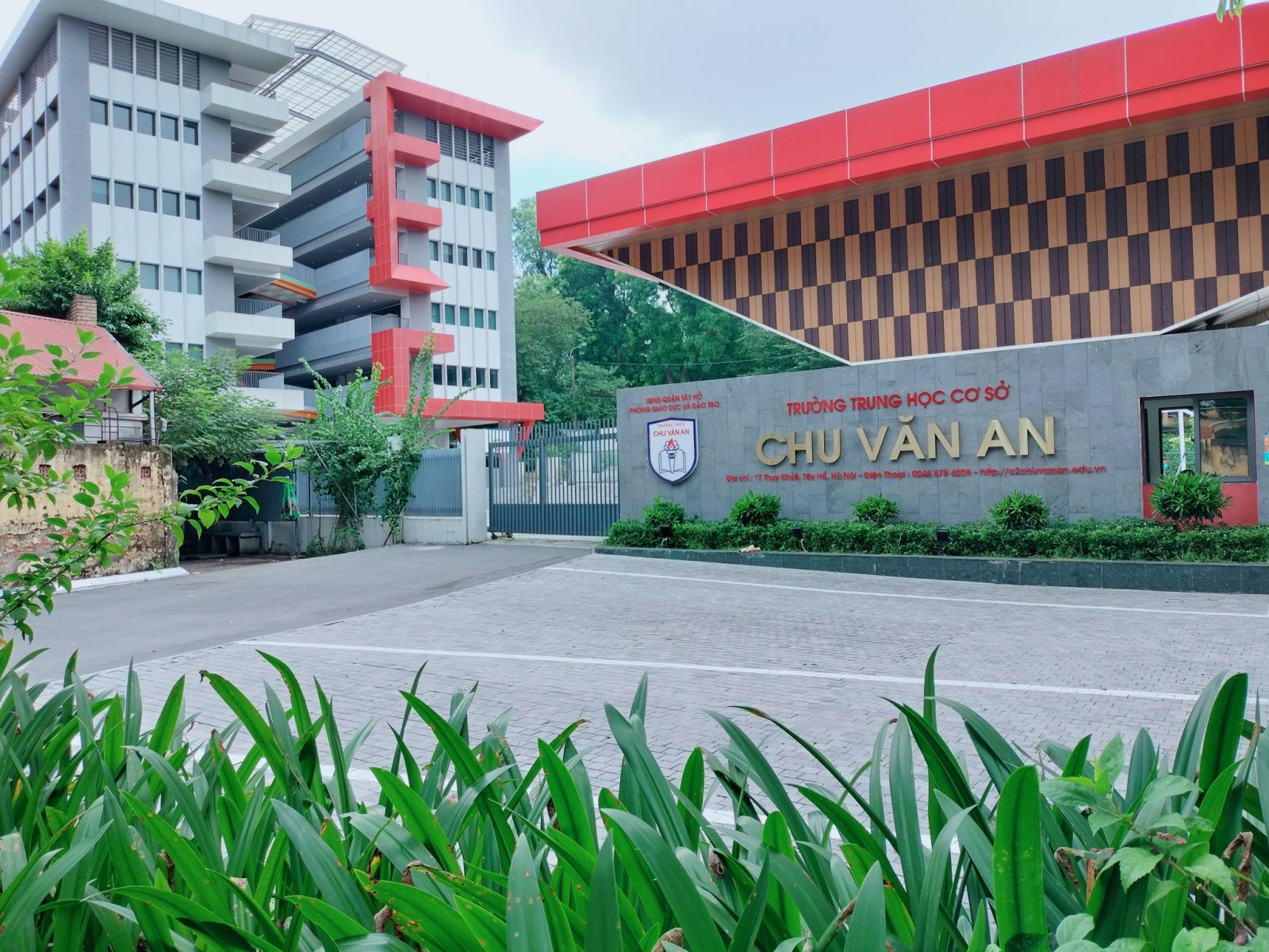 Top 10 trường cấp 2 công lập tốt nhất Hà Nội năm 2024 do phụ huynh bình chọn- Ảnh 4. Top 10 trường cấp 2 công lập tốt nhất Hà Nội năm 2024 do phụ huynh bình chọn- Ảnh 4.