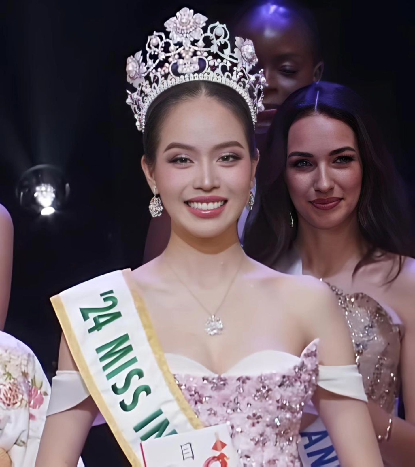 Nhan sắc thời đi học của Tân Miss International Thanh Thủy được hé lộ qua loạt ảnh hiếm!- Ảnh 2.