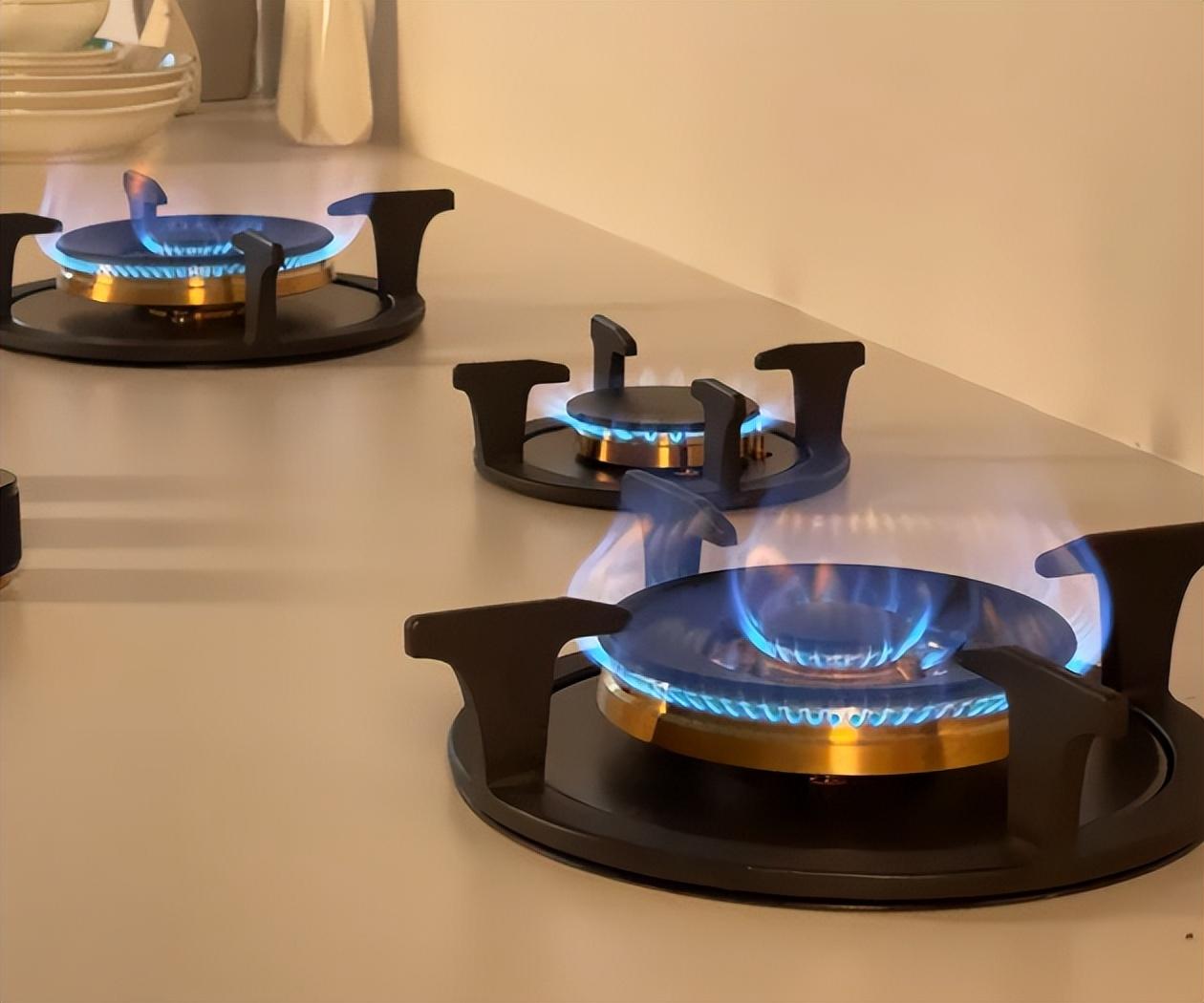 4 thói xấu khi dùng bếp gas: Tưởng không hại mà hại chết người, bạn cẩn thận!- Ảnh 4.