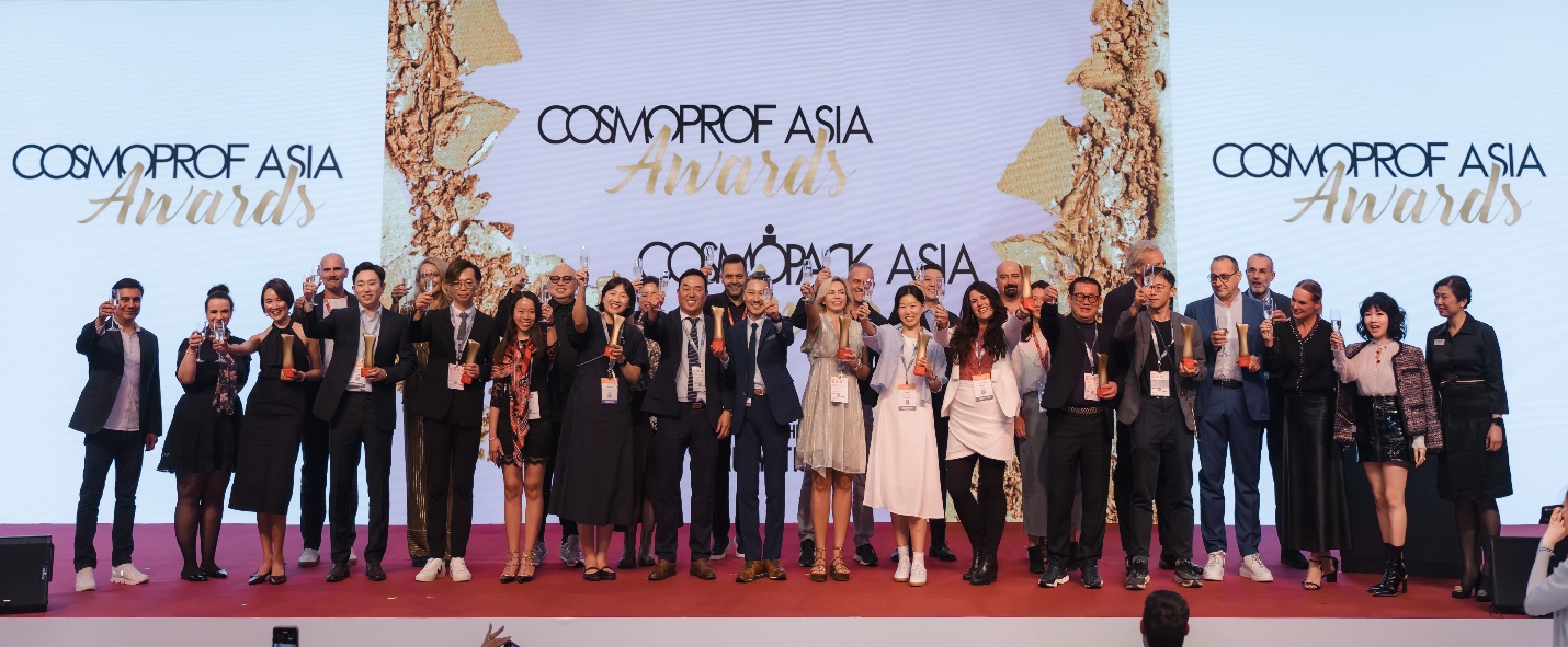 Nữ doanh nhân Đào Thùy Dung trở thành giám khảo Việt Nam đầu tiên tại Cosmoprof Asia 2024- Ảnh 3.