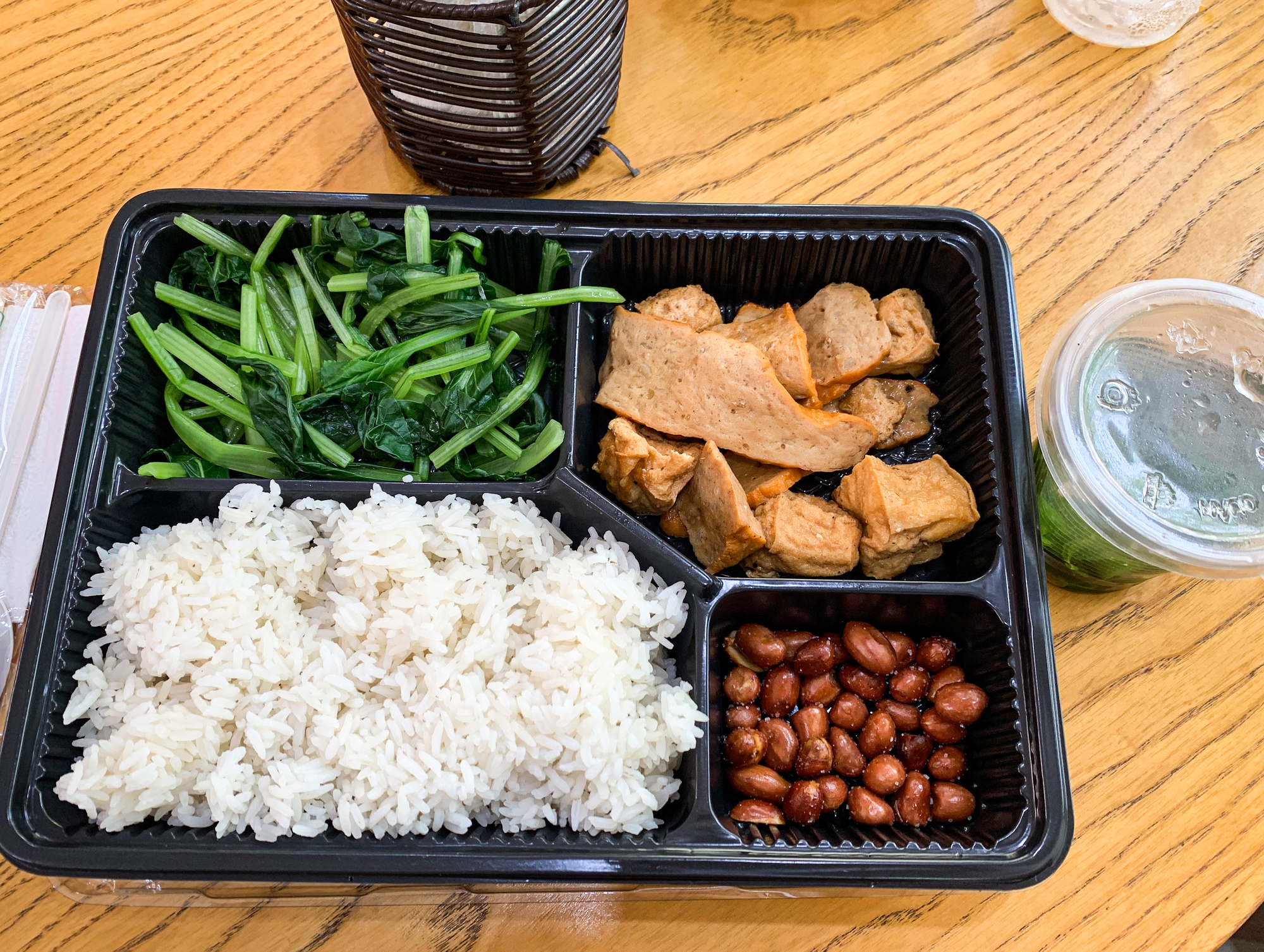 Nếu chỉ còn 25k trong ví, đây là những gì sinh viên ĐH Khoa học tự nhiên có thể ăn tại canteen trường- Ảnh 6.