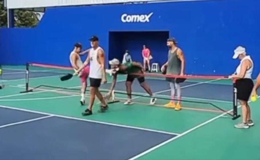 Hành động phi thể thao và “không thể chấp nhận” trên sân pickleball- Ảnh 1.