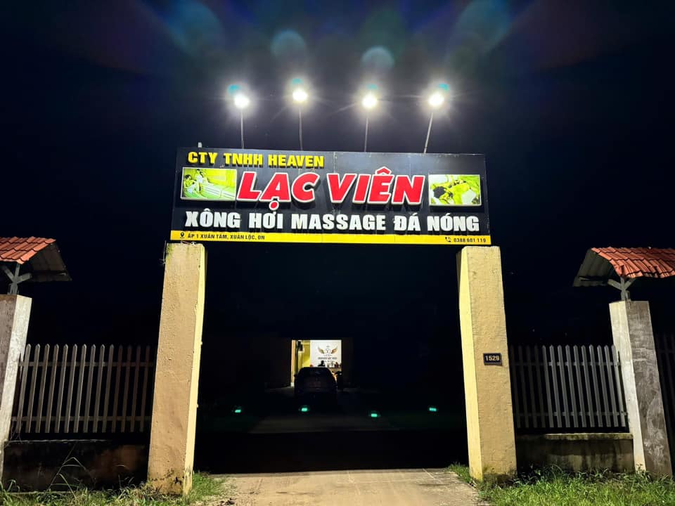 Ập vào cơ sở Heaven Lạc Viên, công an phát hiện bí mật 'kinh hoàng' của 2 cặp nam nữ- Ảnh 1.