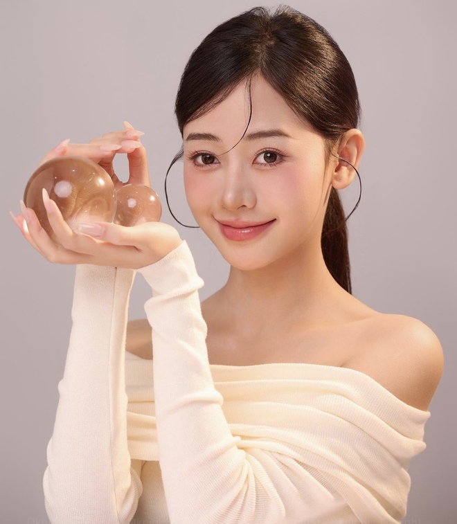 Thí sinh Hoa hậu xinh như búp bê, visual đỉnh cỡ nào mà được ví như Angelababy