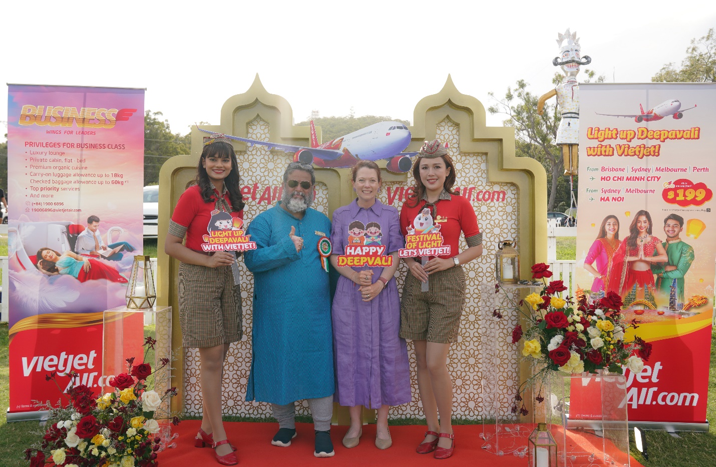 Đón lễ hội Diwali cùng Vietjet: Niềm vui ngập tràn, nhận quà ý nghĩa- Ảnh 9.