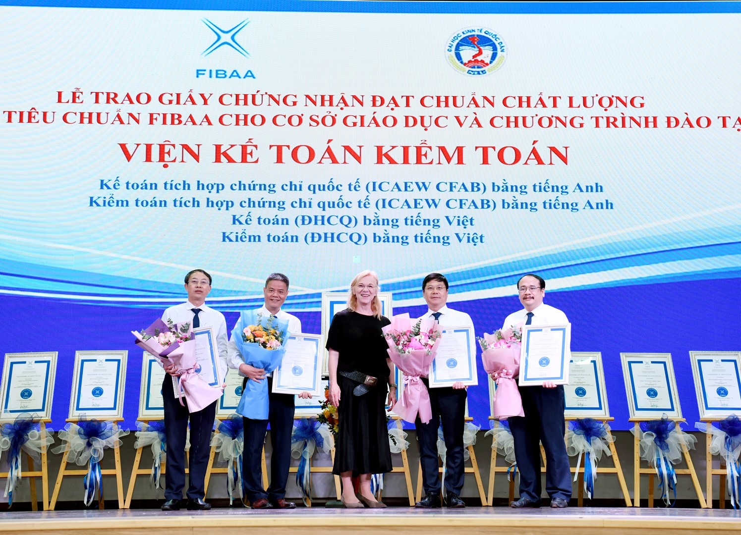 Chương trình Kế toán/ Kiểm toán tích hợp ICAEW CFAB của NEU đạt chuẩn FIBAA- Ảnh 1.