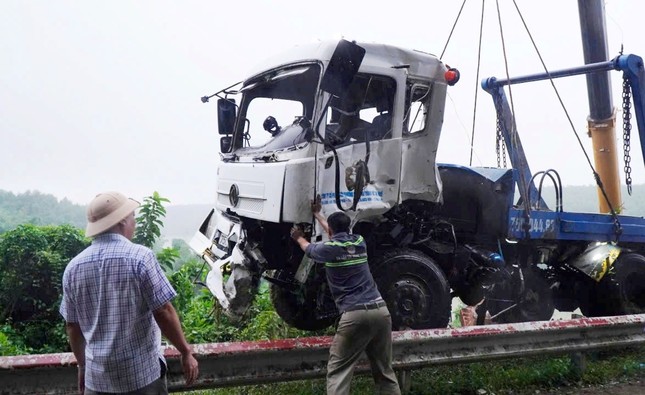 Thông tin mới về cuộc tìm kiếm 2 nạn nhân mất tích trên thượng nguồn sông Hương- Ảnh 3.