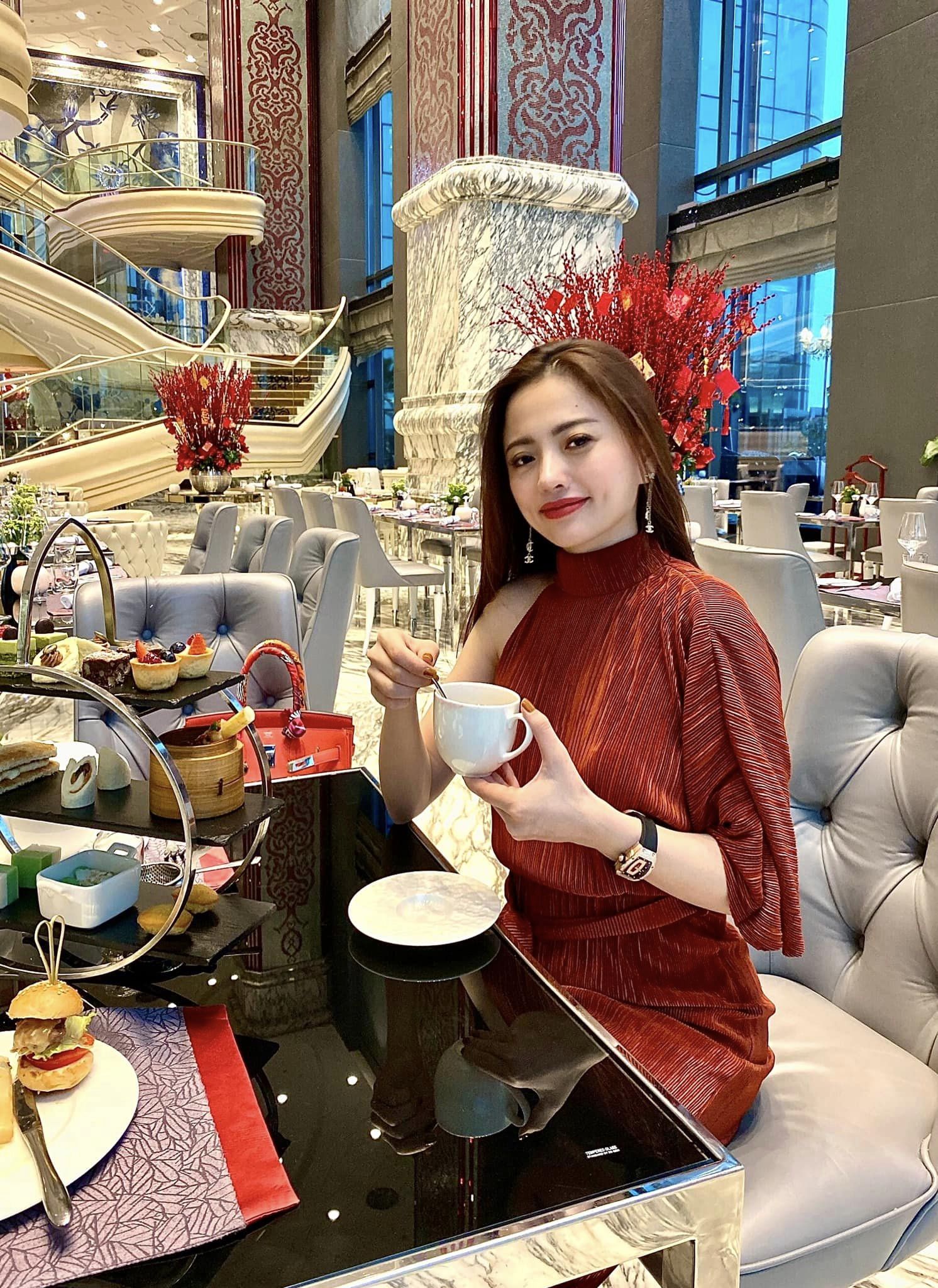 Hoa hậu Việt c&oacute; th&oacute;i quen kỳ lạ: 12 năm kh&ocirc;ng ăn cơm, v&oacute;c d&aacute;ng g&acirc;y bất ngờ- Ảnh 6.