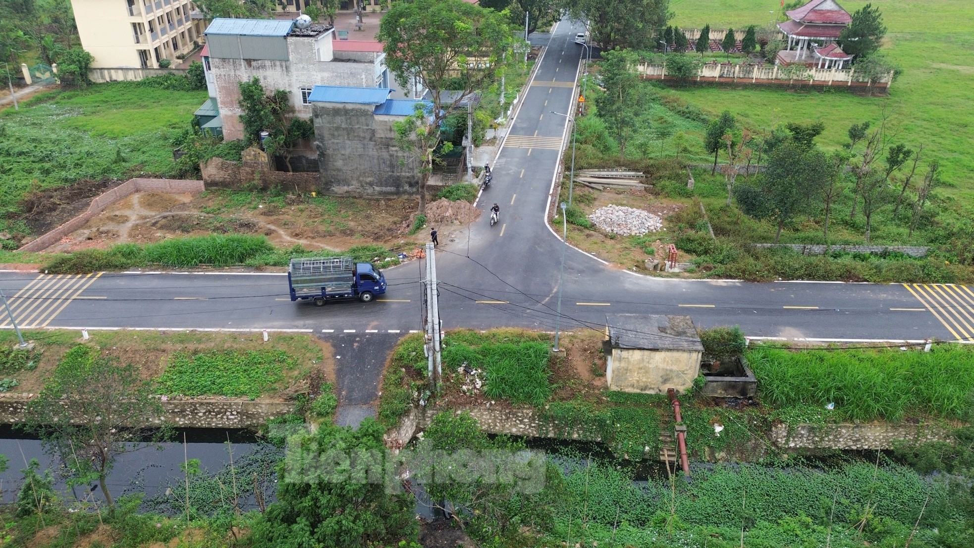 Cận cảnh dự án đường thi công dang dở nơi 4 người tử vong dưới mương nước- Ảnh 3.