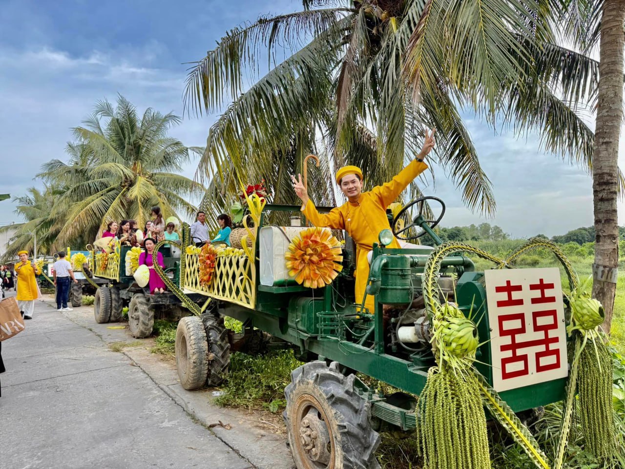 Đám cưới miền Tây của Hà Trí Quang và bạn trai: Huy Khánh cùng dàn sao Việt bê tráp, xuất hiện 1 nghi thức độc lạ!- Ảnh 1.