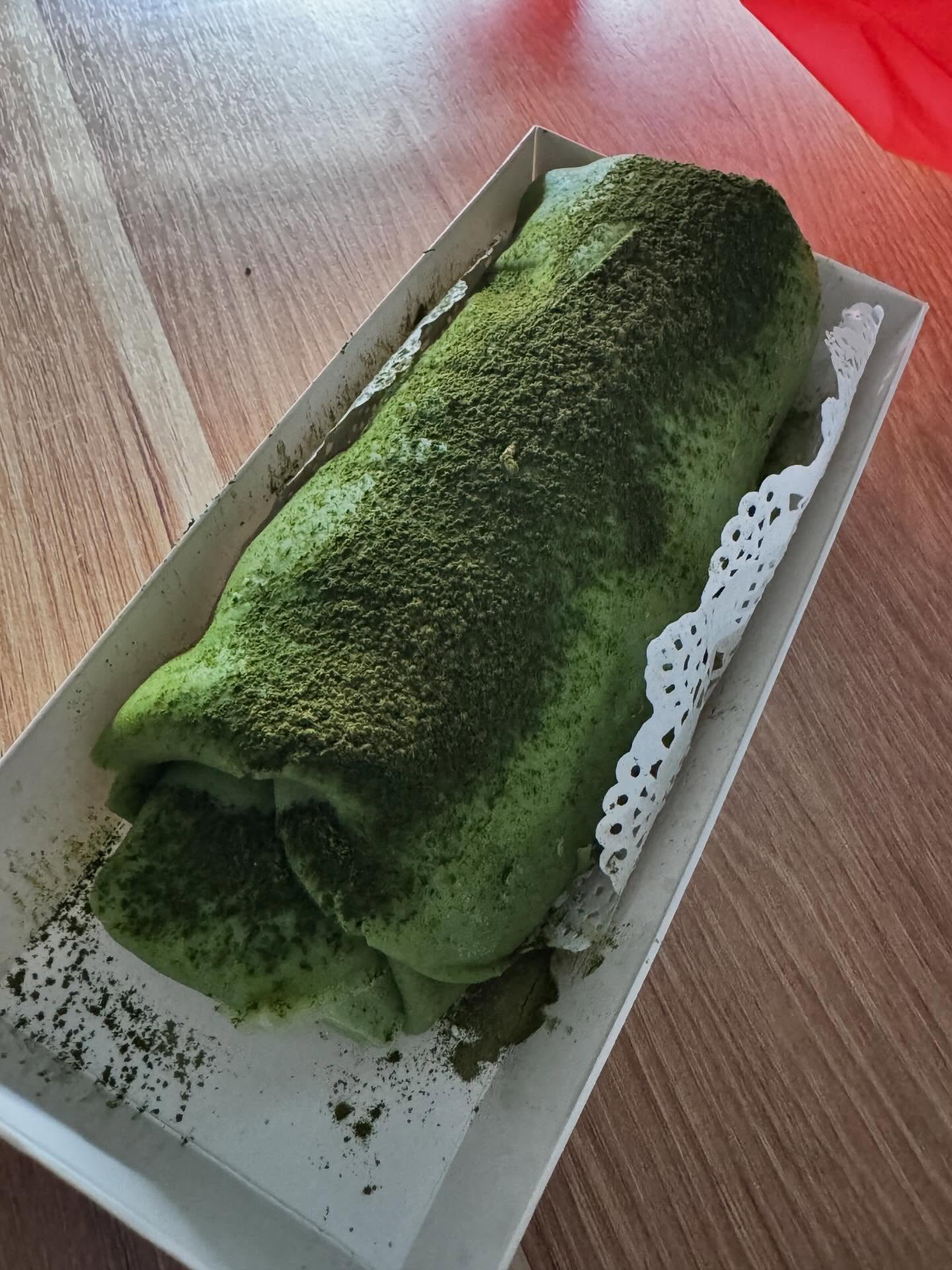 Lộ diện chiếc bánh matcha "oan nghiệt" nhất hiện tại sau 5 chữ của khách gửi đến shop- Ảnh 1.