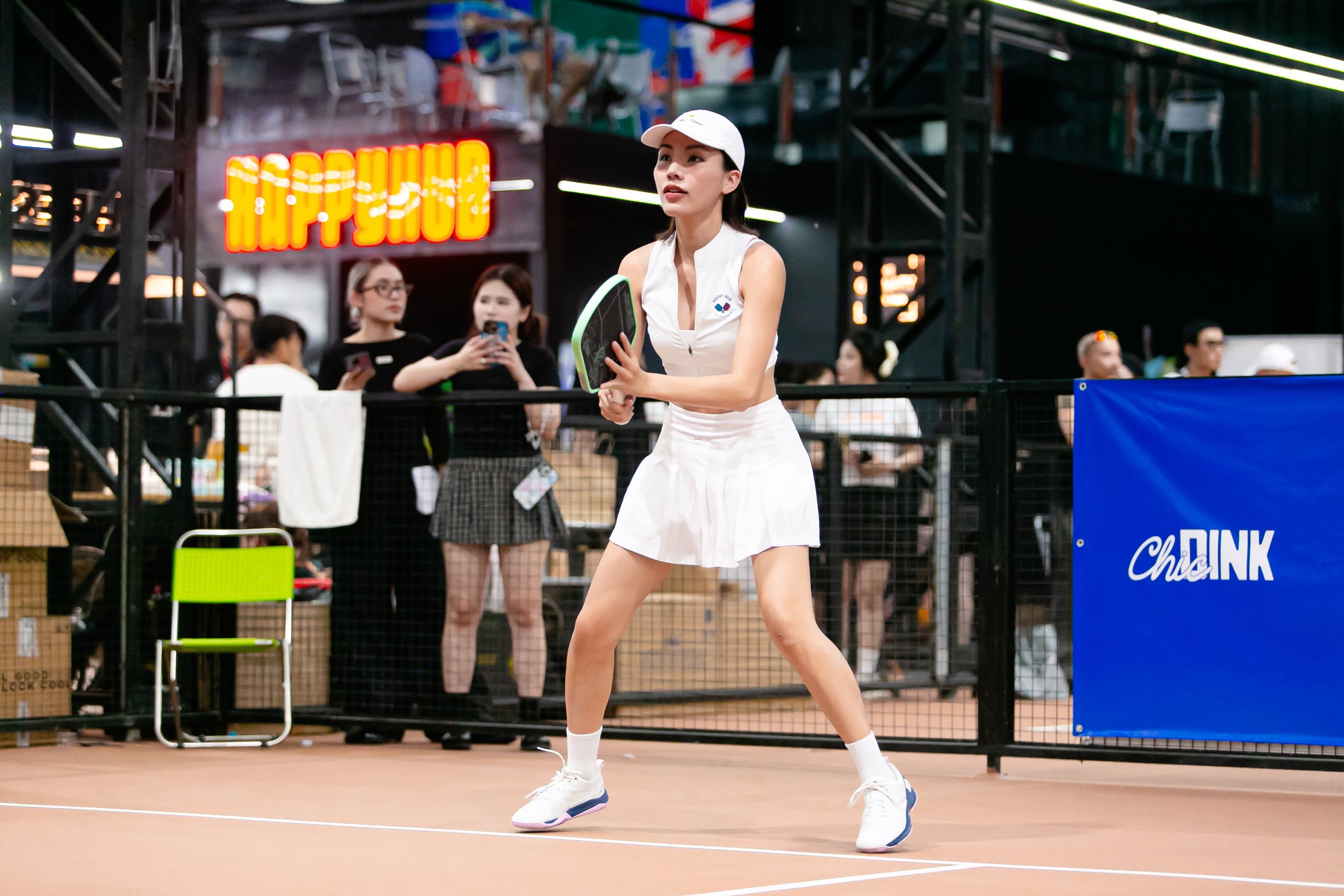 Dàn sao đổ bộ giải pickleball hot nhất hiện nay: Emily - Gigi Hương Giang 