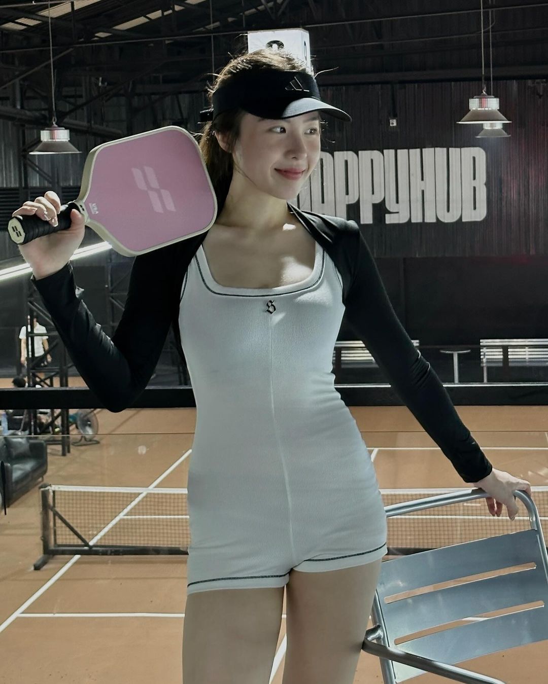 "Cam thường" check vóc dáng của hot girl Lê Khanh - vợ Quân A.P trên sân pickleball: Có đỉnh như ảnh tự đăng?- Ảnh 4.