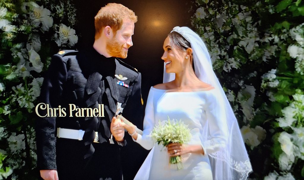 Harry và Meghan bất ngờ xuất hiện trong phim mới của Lindsay Lohan, nhưng phải thật tinh mắt mới nhận ra!- Ảnh 2.