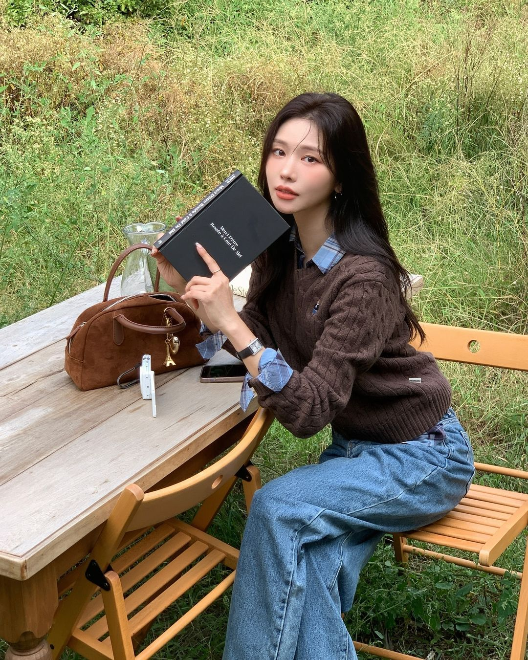 Lên đồ đi date: Chọn quần áo, makeup tươm tất nhưng thiếu 1 thứ thì bạn chắc chắn mất tự tin ngay- Ảnh 6.