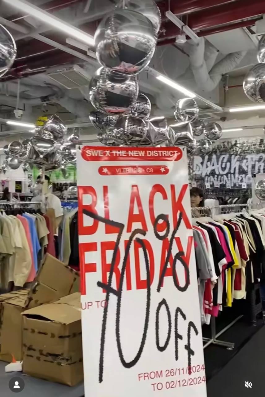 Hội chợ chất nhất Sài Gòn ngày Black Friday: Nơi đông nghịt giới trẻ, nơi 