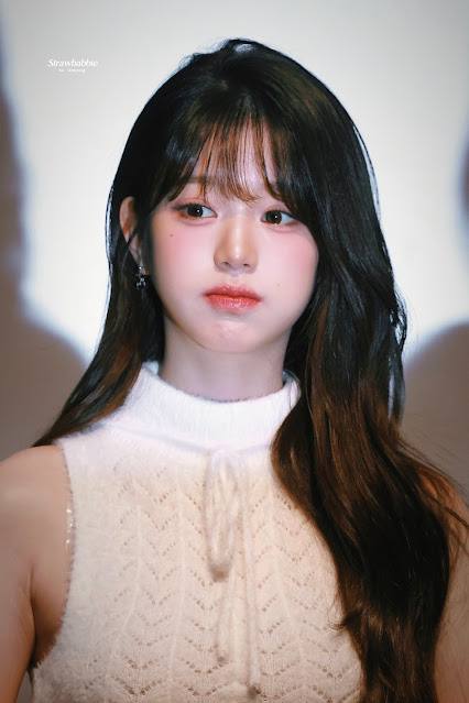 Công chúa Kpop khiến dân tình lo ngại chỉ sau 1 khoảnh khắc- Ảnh 12. Công chúa Kpop khiến dân tình lo ngại chỉ sau 1 khoảnh khắc- Ảnh 12.