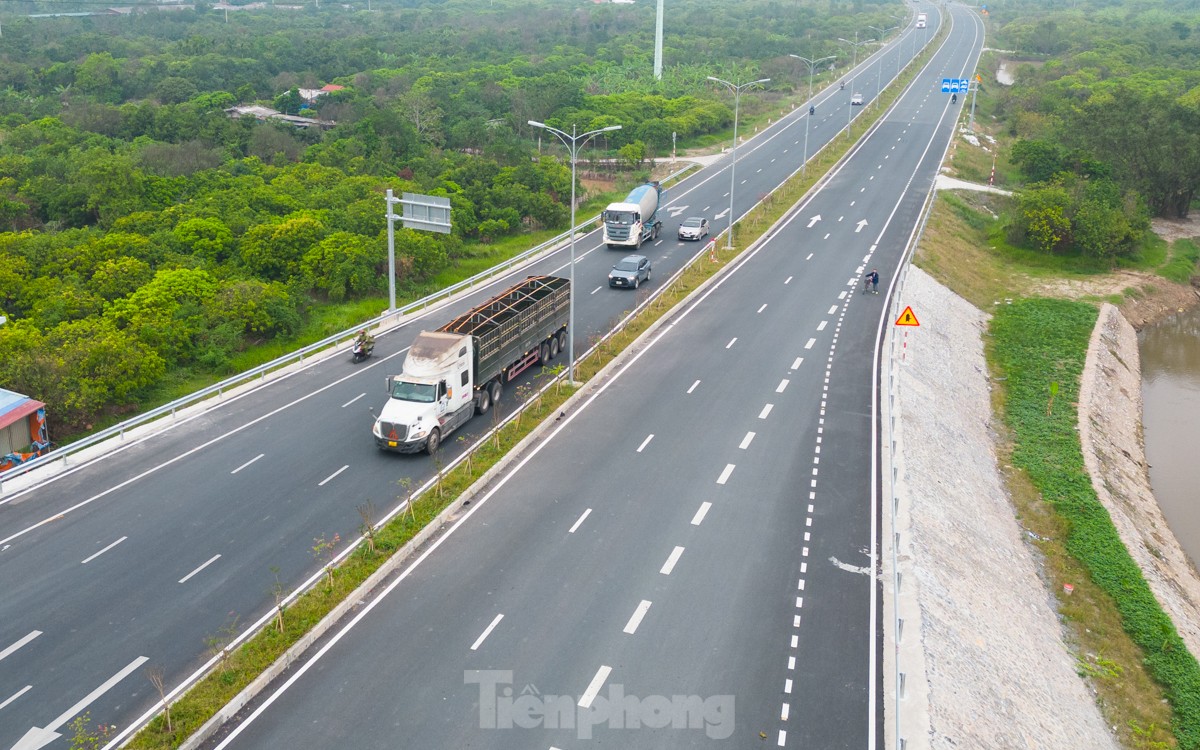 Cận cảnh tuyến đường liên tỉnh Hà Nội - Hưng Yên gần 3.000 tỷ sắp hoàn thành- Ảnh 6.