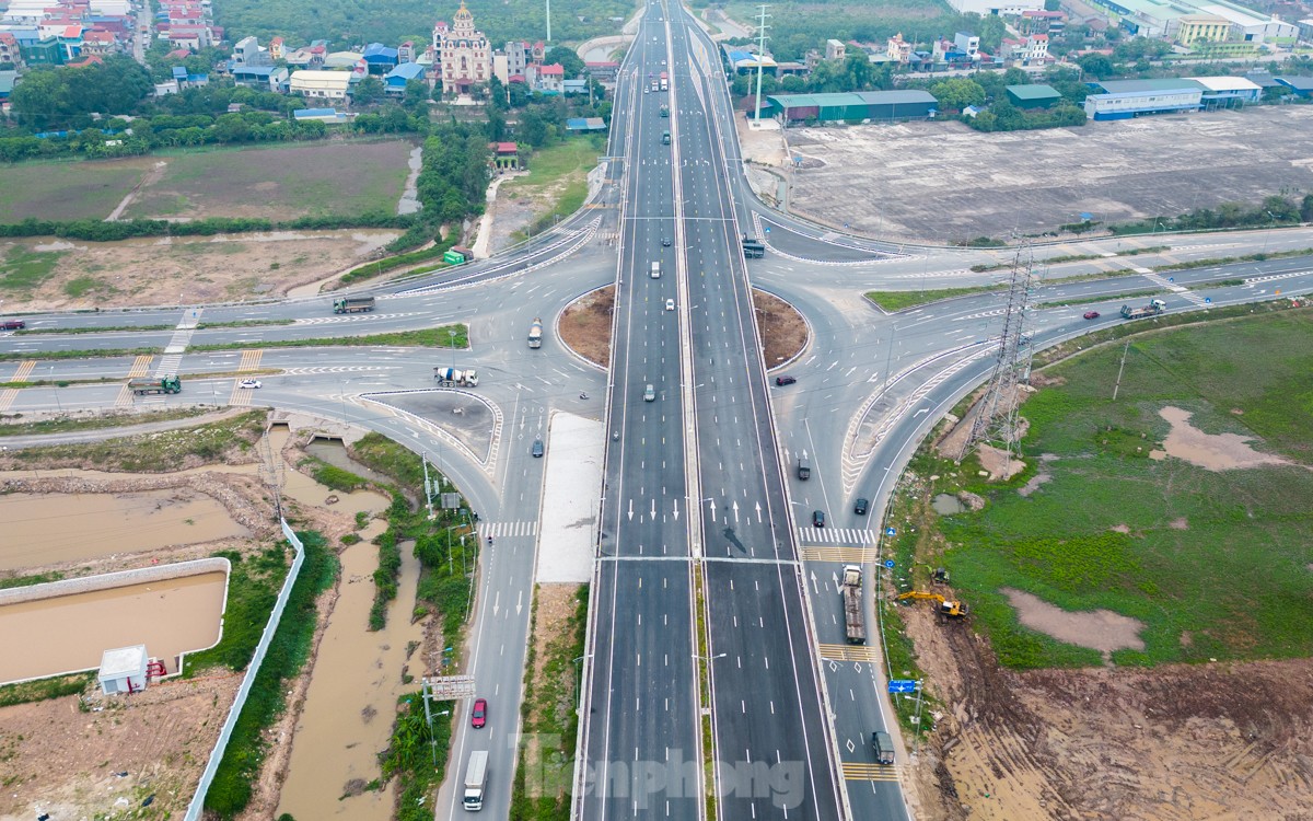 Cận cảnh tuyến đường liên tỉnh Hà Nội - Hưng Yên gần 3.000 tỷ sắp hoàn thành- Ảnh 10.