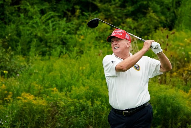 Tổng thống Mỹ mới đắc cử Donald Trump có chơi golf giỏi như lời đồn?- Ảnh 2.