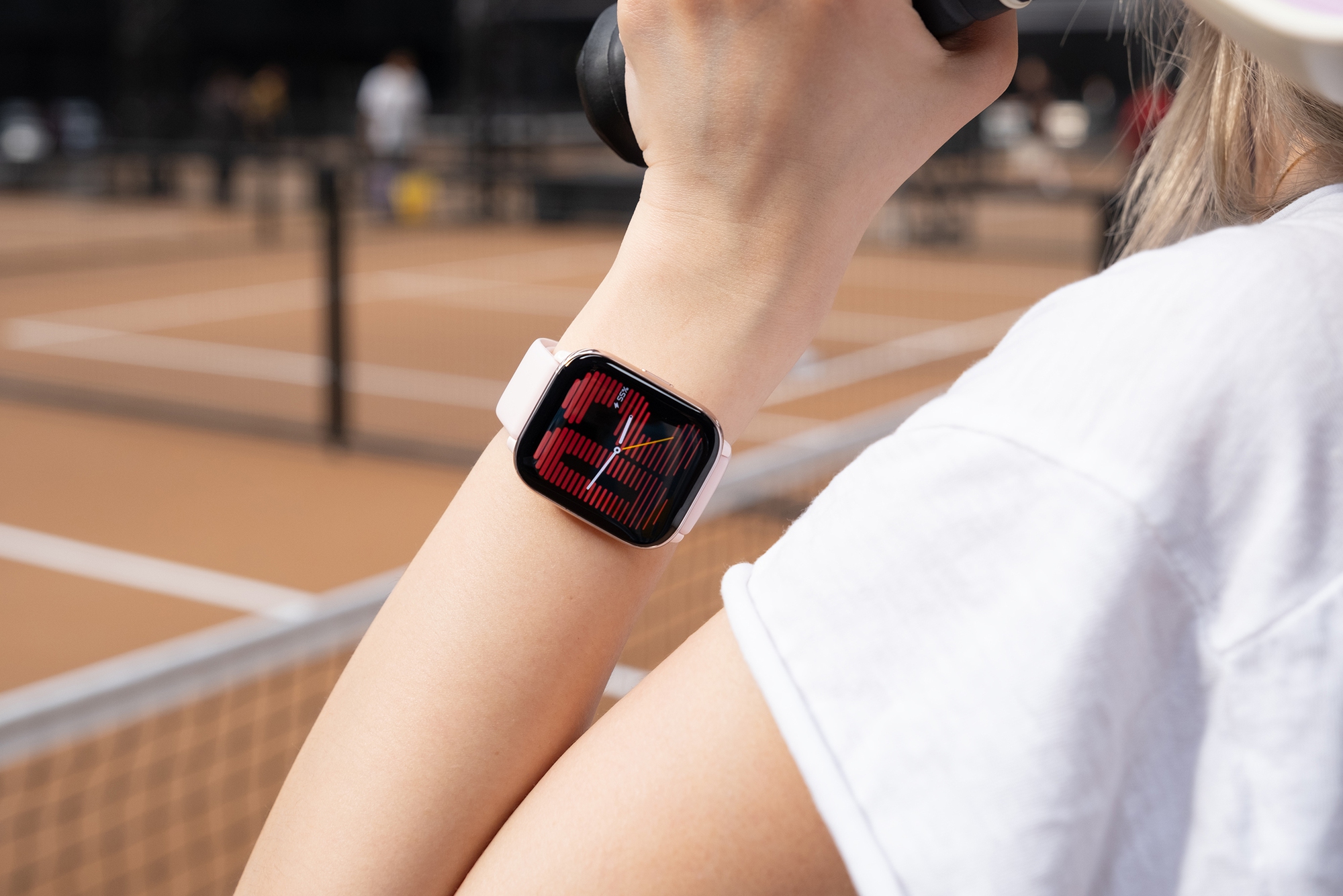 Review Amazfit Active màu hồng: Nhỏ gọn, mang đi đánh pickleball hợp trend mà cũng rất hay ho!- Ảnh 2.