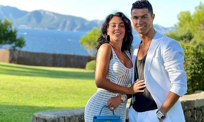 Ronaldo bị bạn gái giận suốt 4 ngày vì nói một câu “vô tri” nhưng chuyện bất ngờ đã diễn ra sau đó- Ảnh 5.