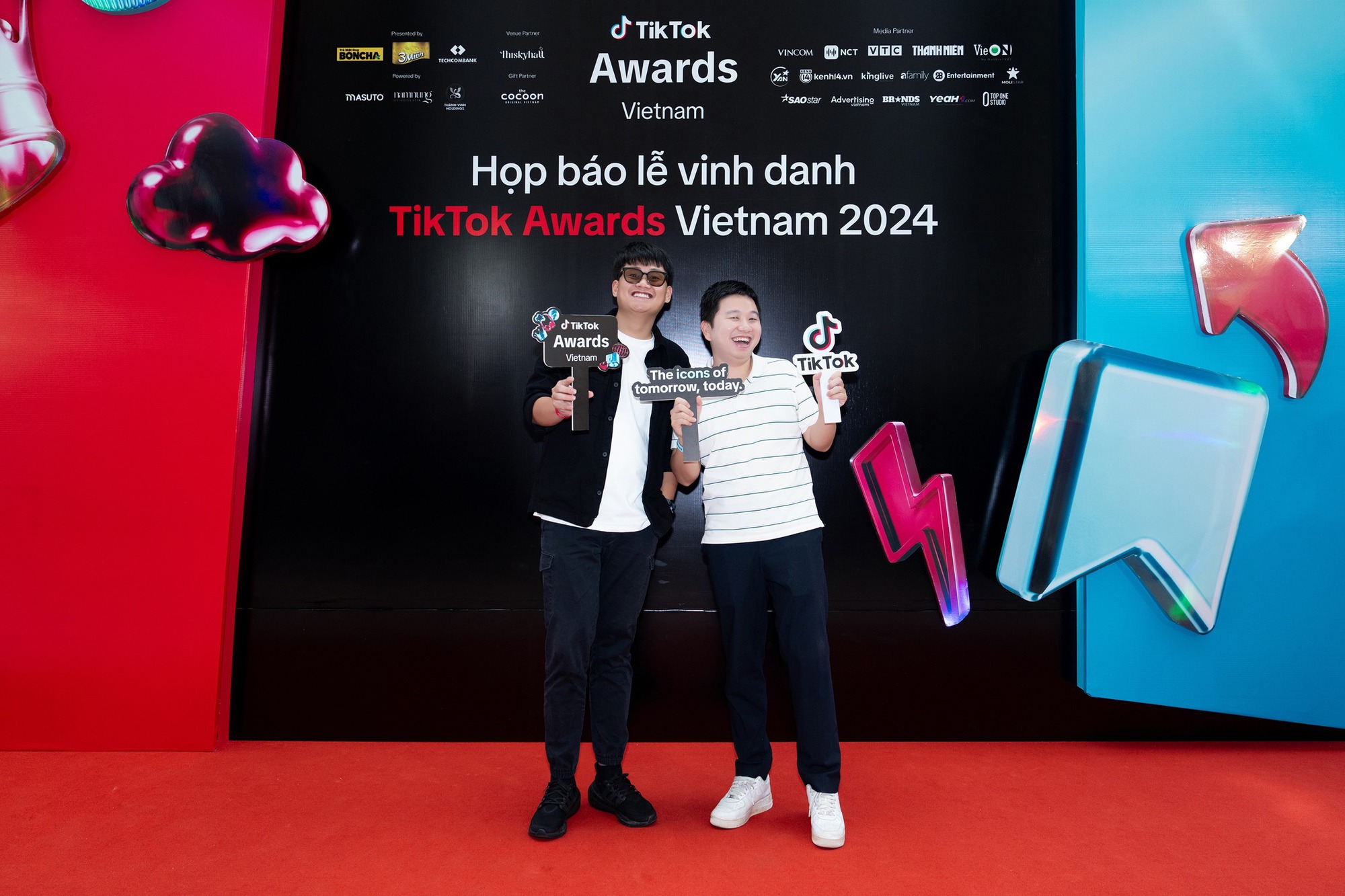 Cuộc đua gay cấn ở TikTok Awards Việt Nam 2024: ViruSs, Duy Thẩm “dắt tay” kình ngư Ánh Viên và Neko Lê vào đề cử- Ảnh 2.