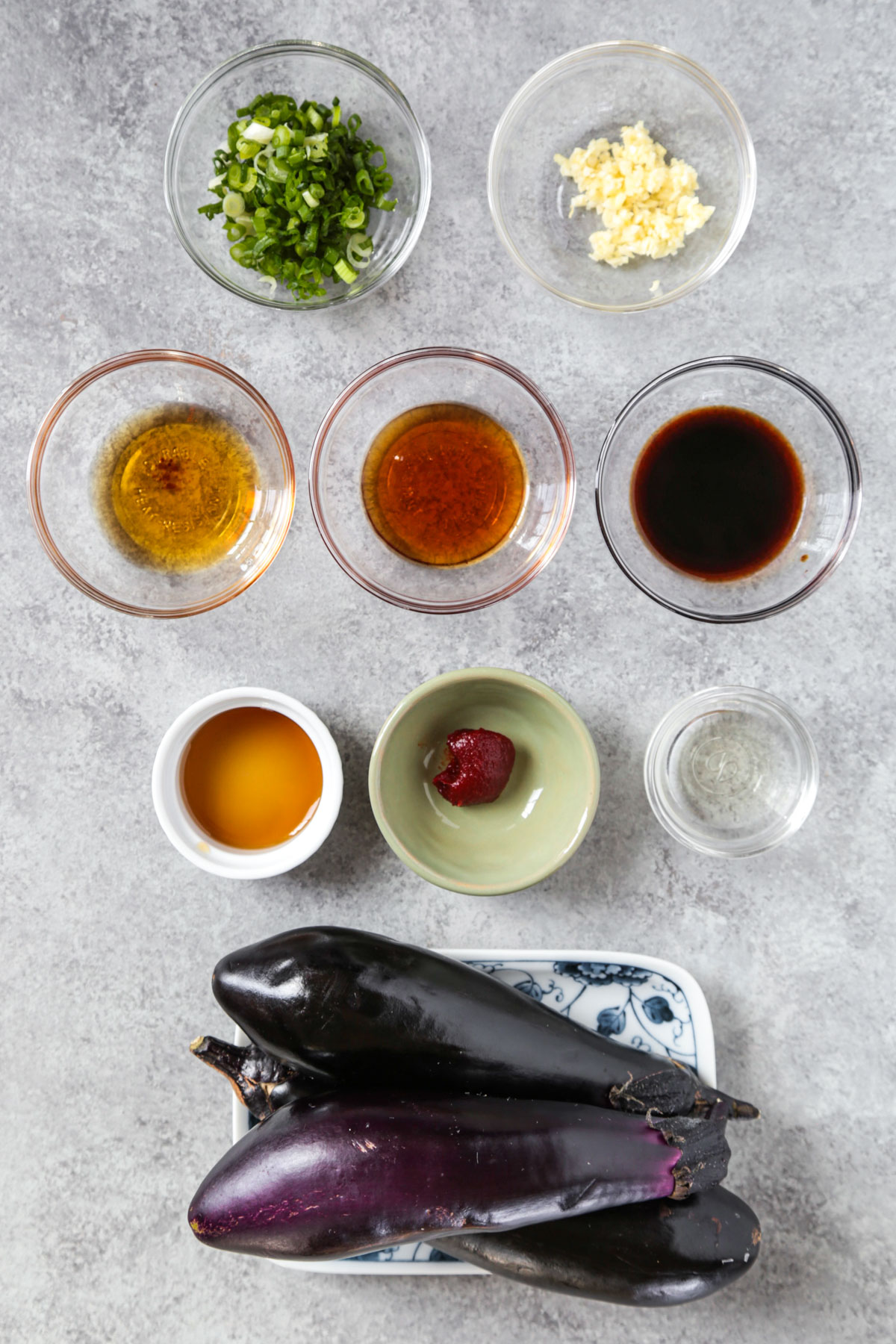 M&oacute;n ăn l&agrave;m từ loại quả m&agrave;u t&iacute;m gi&agrave;u chất chống oxy h&oacute;a lại hỗ trợ giảm b&eacute;o cực đỉnh, gi&uacute;p chị em eo thon đ&oacute;n Tết- Ảnh 1.