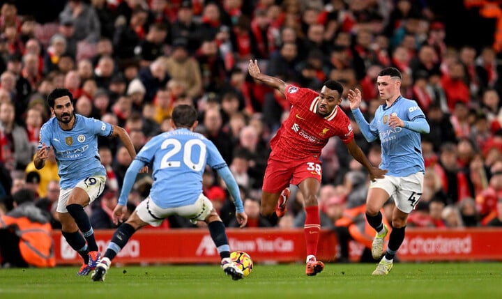 Thua Liverpool, Man City chìm sâu khủng hoảng- Ảnh 2.