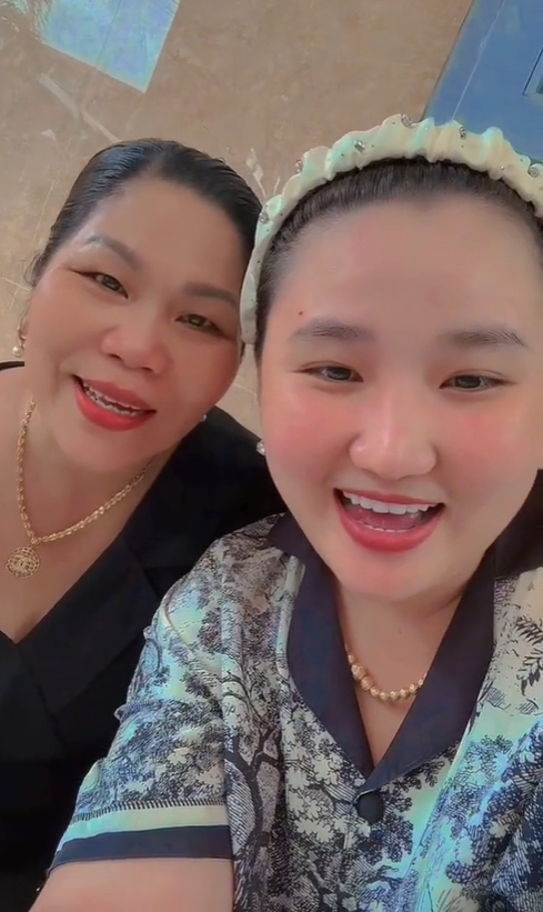 Con d&acirc;u đang ngủ, mẹ chồng g&otilde; cửa l&agrave;m một điều khiến gần 17 triệu người ngơ ng&aacute;c- Ảnh 1.