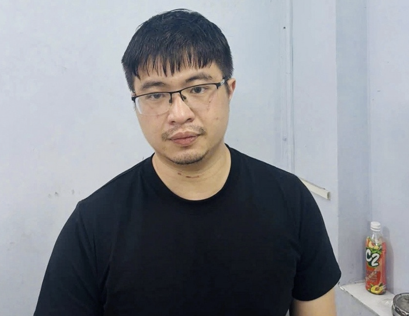 Công an ở TP HCM khuyến cáo nóng sau vụ TikToker Mr Pips sa lưới- Ảnh 1.