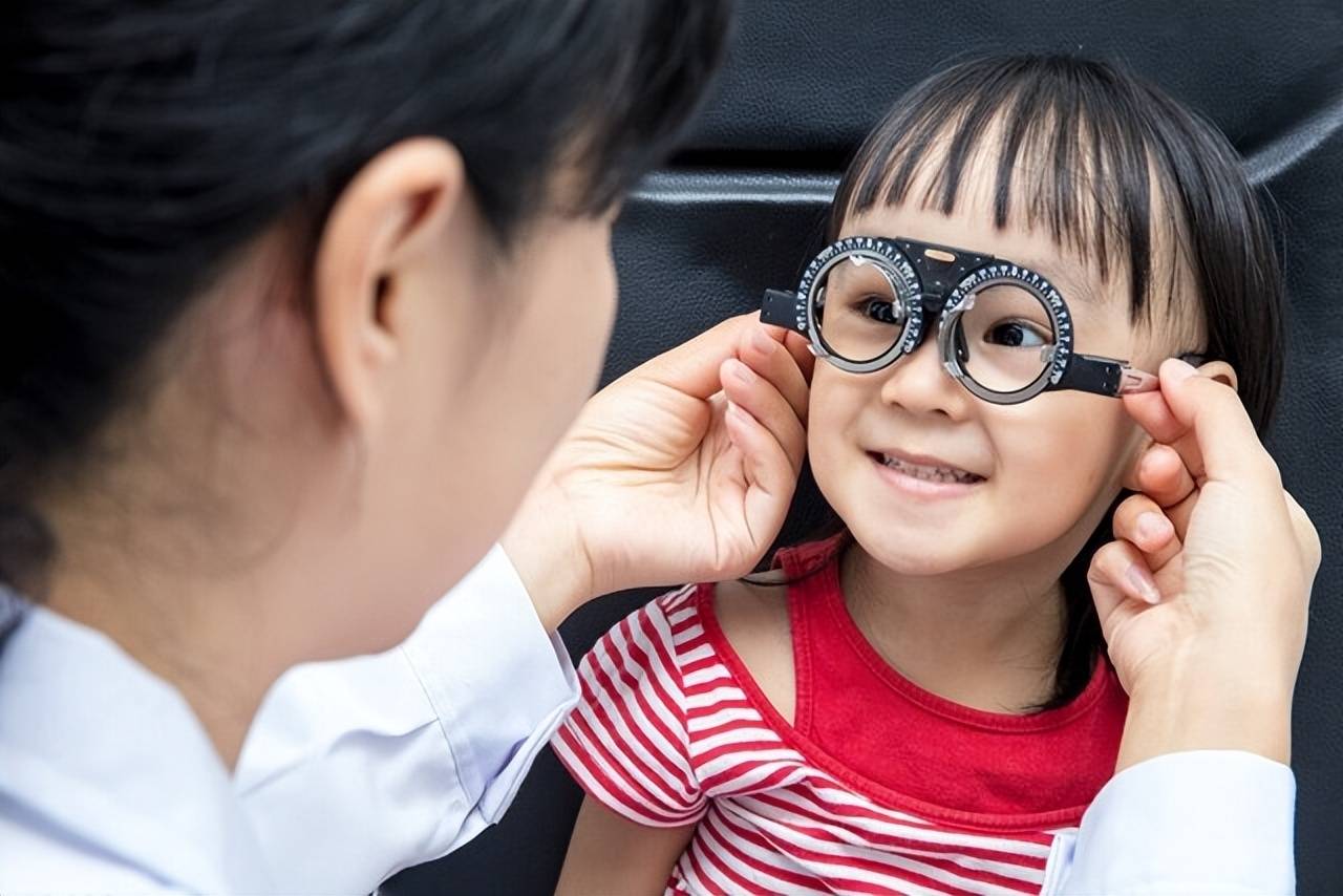Nghiên cứu của ĐH Yale: Có một khoảng cách đáng kể giữa trẻ xem TV và những trẻ không xem TV sau 7 tuổi- Ảnh 2.