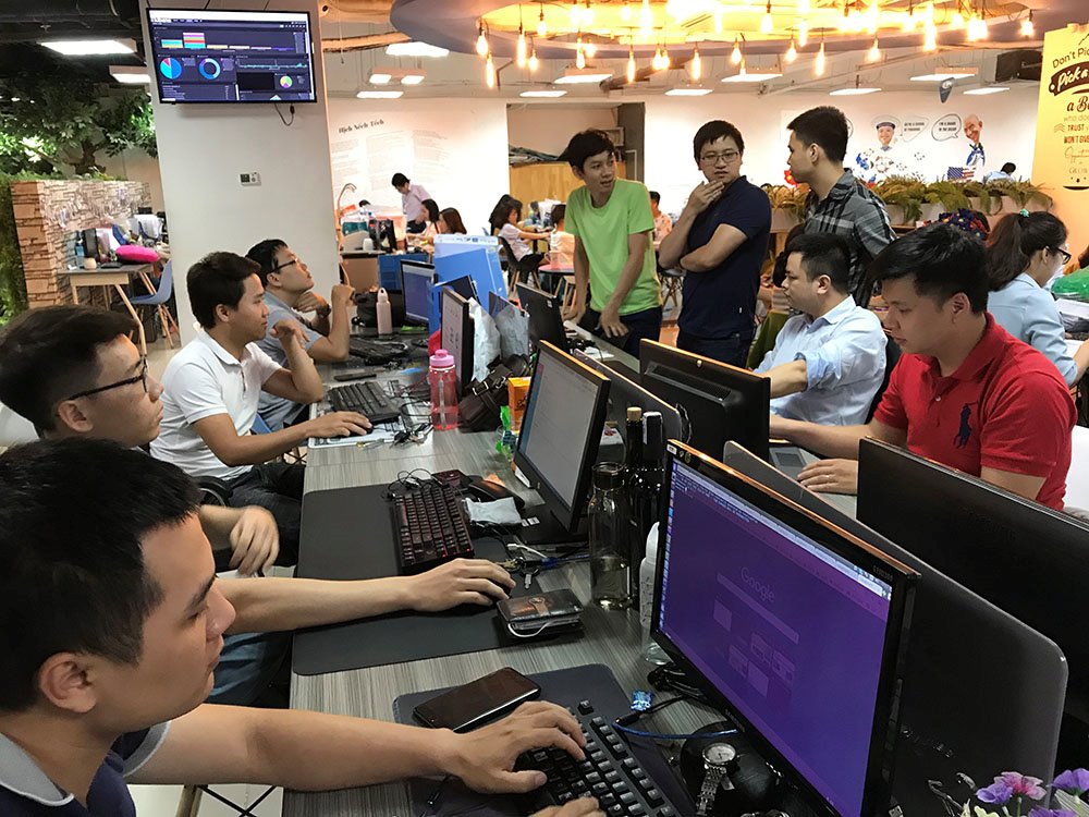 Quản lý dự án phần mềm 'kể khổ': Tài liệu mất quyền truy cập, file bị ghi đè, deadline lại lùi xa- Ảnh 2. Quản lý dự án phần mềm 'kể khổ': Tài liệu mất quyền truy cập, file bị ghi đè, deadline lại lùi xa- Ảnh 2.