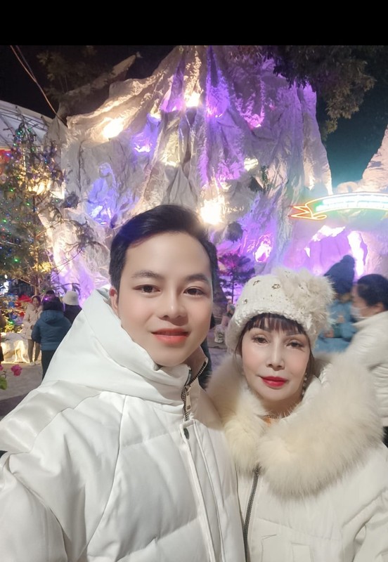 Bất ngờ nhan sắc của cô dâu Thu Sao sau nhiều lần "trùng tu", cuộc sống với chồng trẻ kém 36 tuổi hiện ra sao?- Ảnh 3.