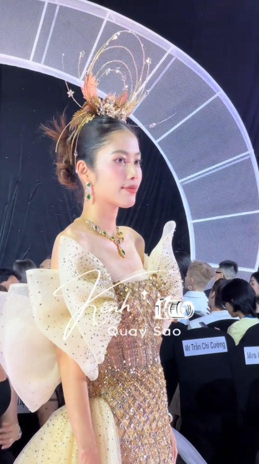 Nam Anh - Nam Em gây chú ý ở show thời trang toàn sao khủng, cô em lâu lắm mới được khen- Ảnh 6.