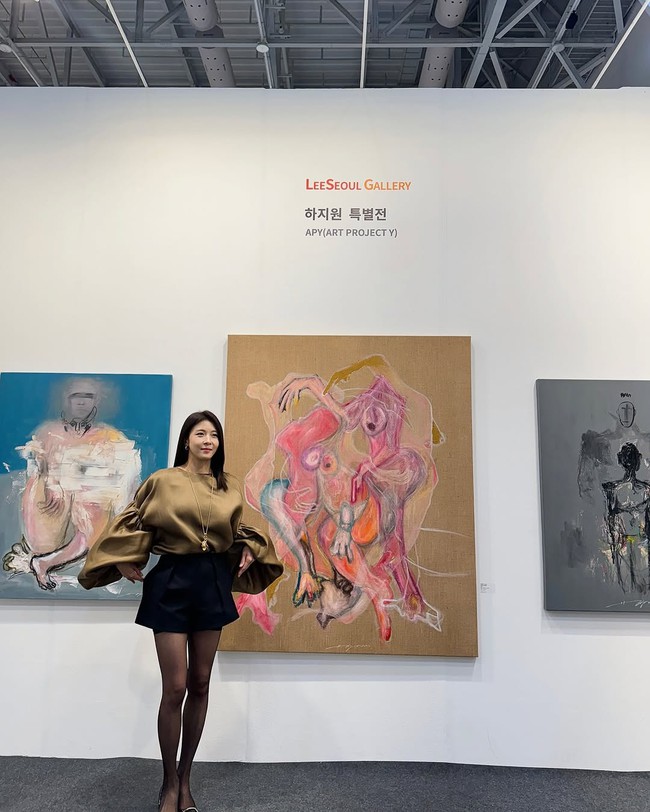 Mỹ nhân đẹp nhất phim Sex is Zero sau 22 năm: Nhan sắc phong thần ở tuổi U50, giờ là minh tinh hàng đầu- Ảnh 4. Mỹ nhân đẹp nhất phim Sex is Zero sau 22 năm: Nhan sắc phong thần ở tuổi U50, giờ là minh tinh hàng đầu- Ảnh 4.