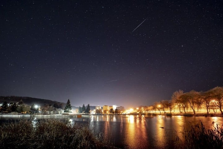 Quan sát mưa sao băng Geminid…