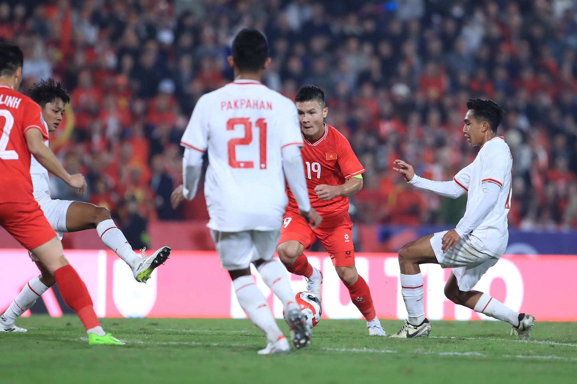 Quang Hải ghi bàn, đội tuyển Việt Nam cho tuyển Indonesia nếm mùi thất bại tại AFF Cup 2024- Ảnh 7.