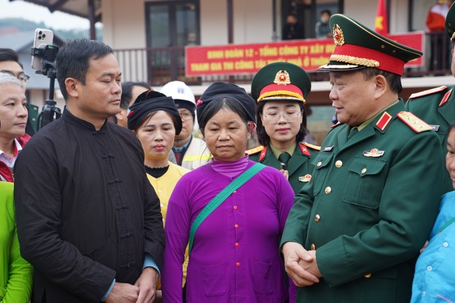 Người d&acirc;n L&agrave;ng Nủ ch&iacute;nh thức nhận nh&agrave; mới, kỳ vọng về ng&ocirc;i l&agrave;ng hạnh ph&uacute;c- Ảnh 16.
