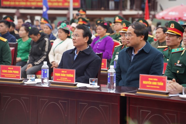 Người d&acirc;n L&agrave;ng Nủ ch&iacute;nh thức nhận nh&agrave; mới, kỳ vọng về ng&ocirc;i l&agrave;ng hạnh ph&uacute;c- Ảnh 9.