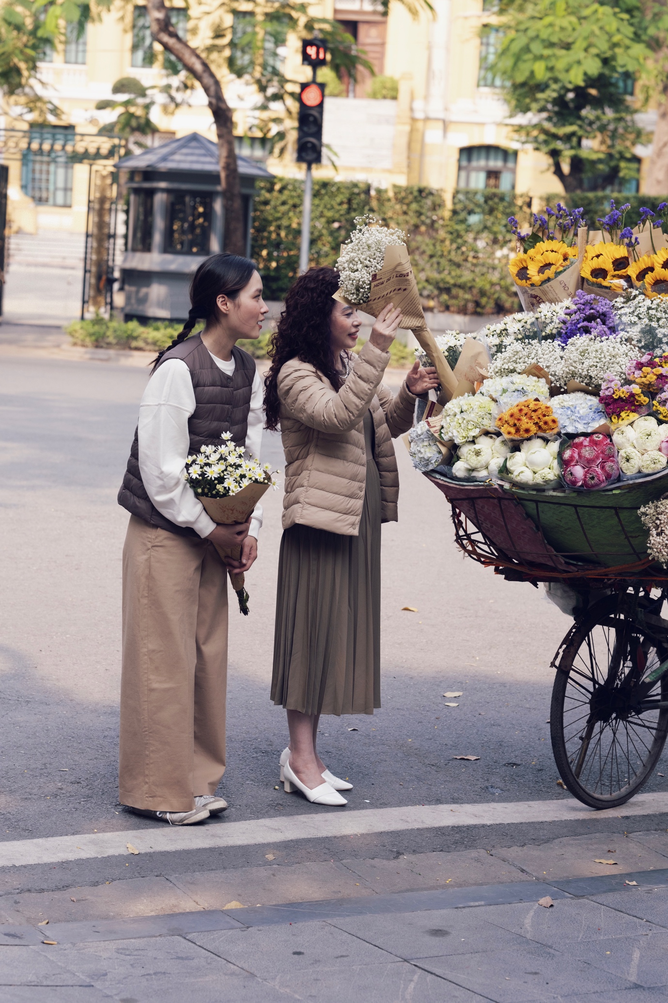 Mùa đông Hà Nội: Chạm vào cái rét để thêm ấm lòng vì những điều giản đơn- Ảnh 5.