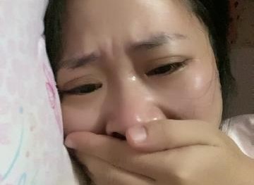 Cuộc gọi bất ngờ của giáo viên khiến phụ huynh không biết giấu mặt vào đâu: 