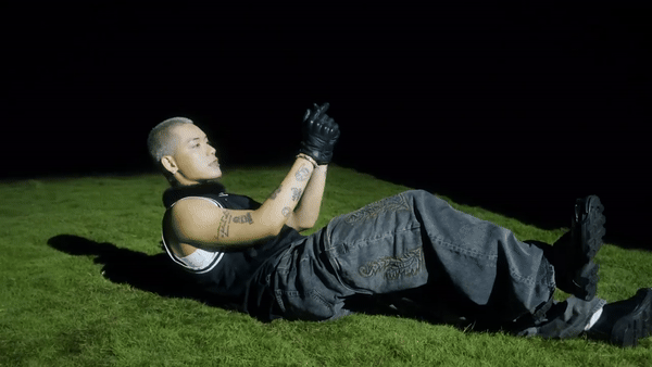 “Trap boy” HURRYKNG “chuộc lỗi” với WEAN, cả dàn Anh Trai “quẩy bung nóc” trong MV mới nhạc cực cuốn- Ảnh 1. “Trap boy” HURRYKNG “chuộc lỗi” với WEAN, cả dàn Anh Trai “quẩy bung nóc” trong MV mới nhạc cực cuốn- Ảnh 1.