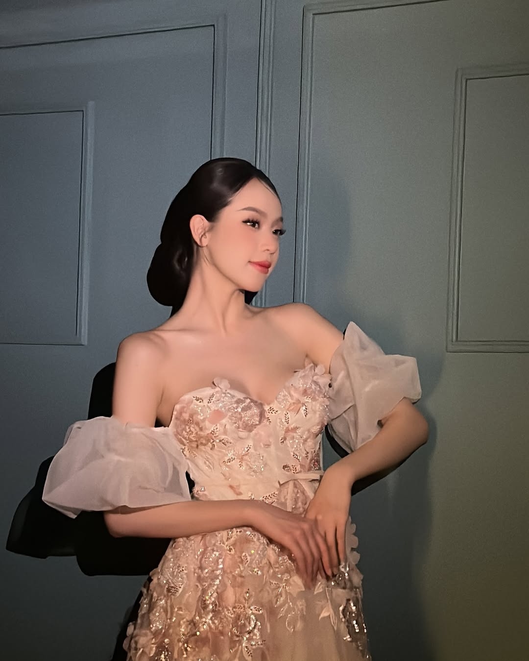 Thời trang của Thanh Thủy sau khi đăng quang Miss International 2024- Ảnh 5.