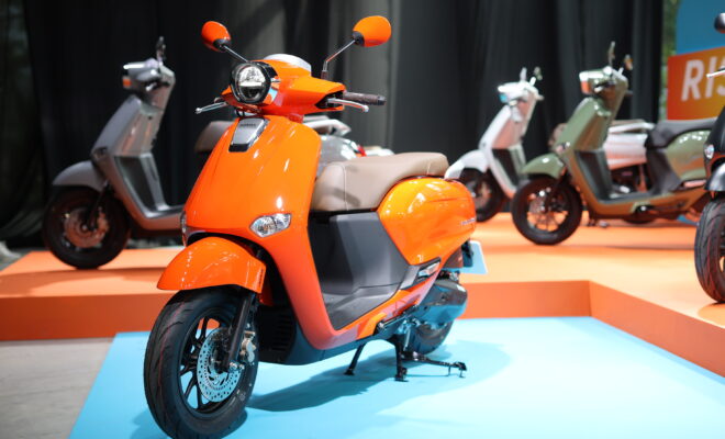 Honda ra mắt xe tay ga mới, ngoại hình giống Vespa, màu đẹp át cả Vision- Ảnh 1.