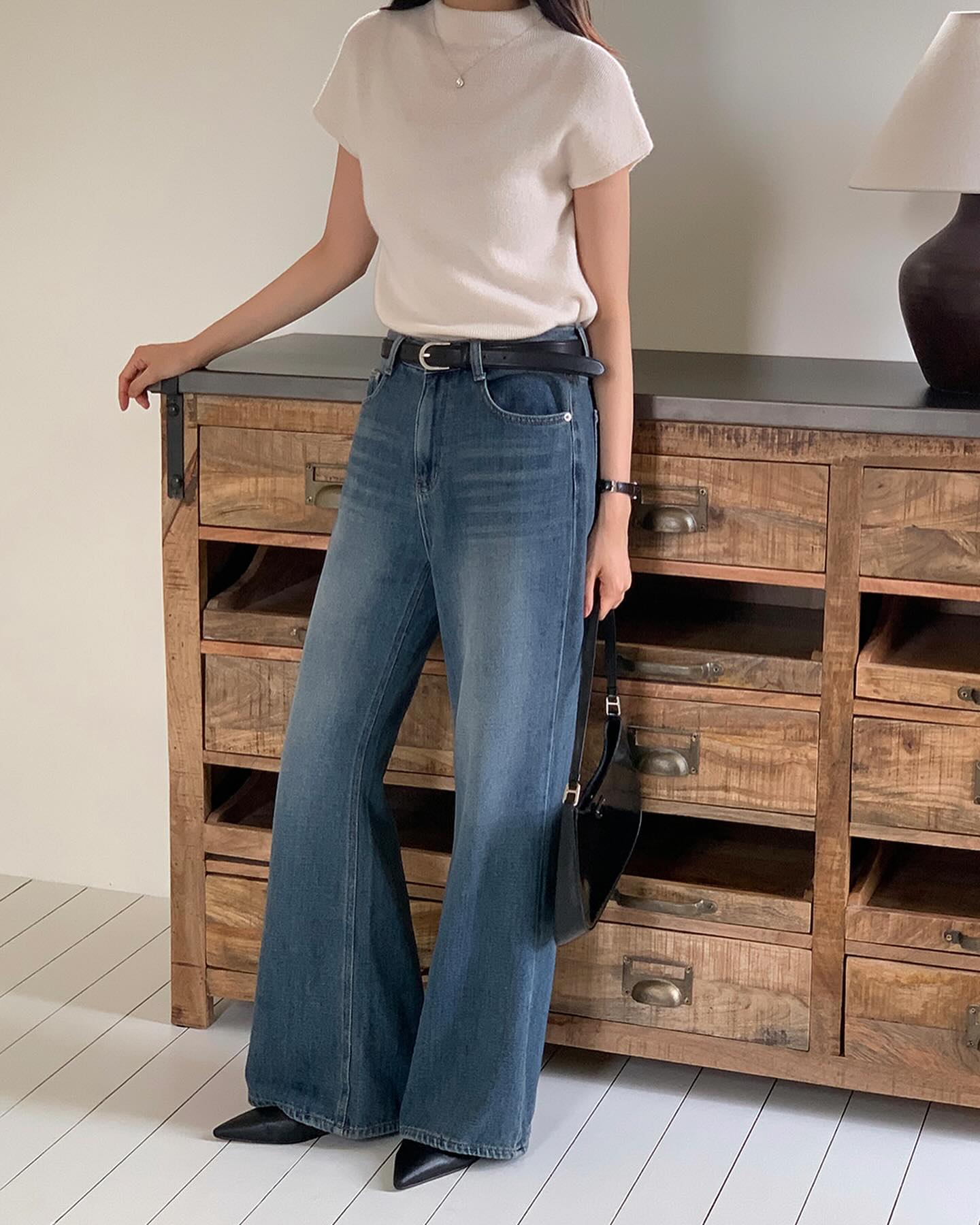 Để mặc đẹp hơn trong năm 2025, t&ocirc;i khuy&ecirc;n bạn n&ecirc;n theo phong c&aacute;ch thời trang tối giản- Ảnh 13.