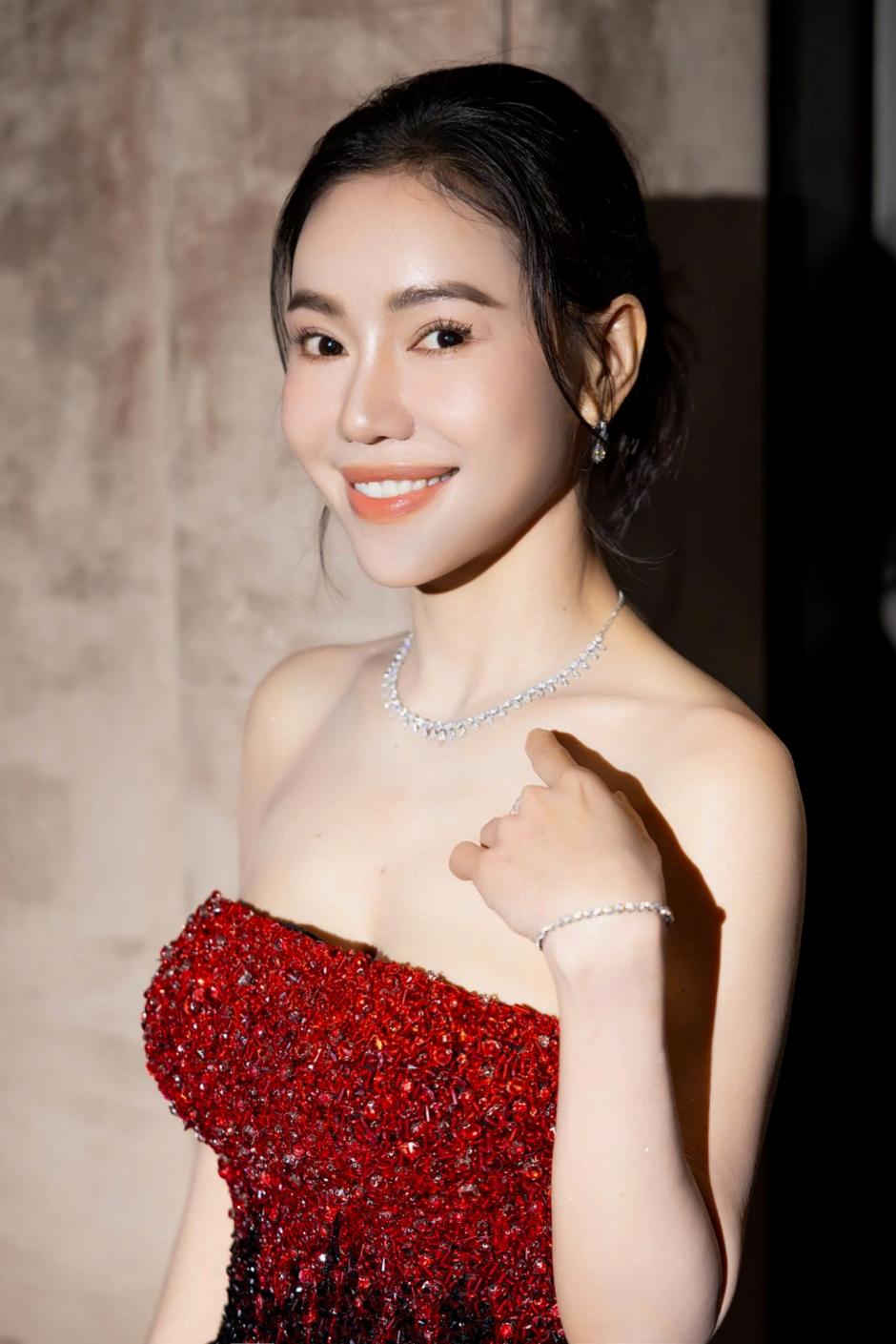 Thạc sĩ Phạm Kim Dung chính thức trở thành đại sứ thương hiệu Luxury Gold & Diamond- Ảnh 2.